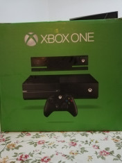 X-Box one-plus 2 manete si 10 jocuri instalate foto