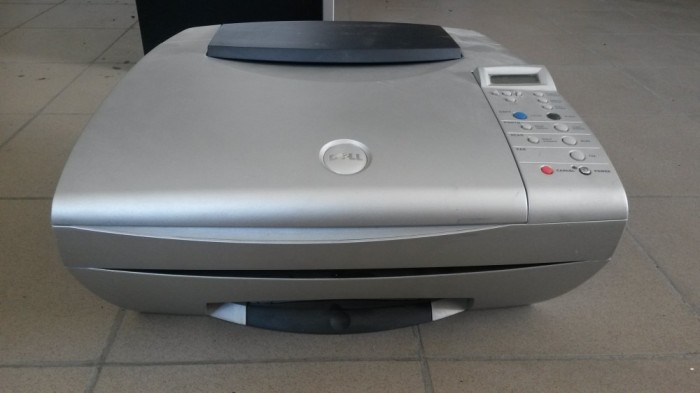 MULTIFUNCTIONAL inkjet color DELL A940, compatibil cu Windows XP