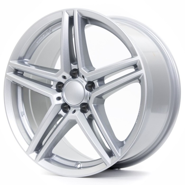 Jante MERCEDES GLC 7.5J x 17 Inch 5X112 et40 - Alutec M10 Polar-silber foto mare Jante MERCEDES GLC 7.5J x 17 Inch 5X112 et40 - Alutec M10 Polar-silber foto mare