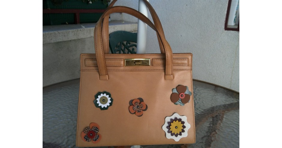 Download GEANTA SPLENDIDA CU APLICATII FLORALE ,VINTAGE, VERSATILA ...