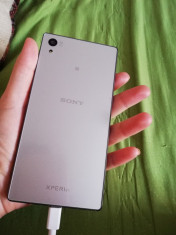 Telefon Sony Xperia Z5 foto