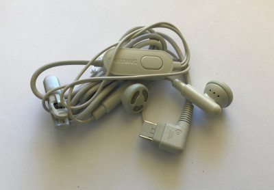 Casti stereo Samsung handsfree, albe / Z510, D900, C170, E950, U600, X820 (198) foto