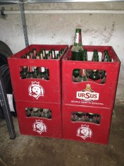 1 lada bere ursus cu sticle foto