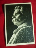 Ilustrata - Personalitati -Sculptura Maxim Gorki de Ion Vlasiu