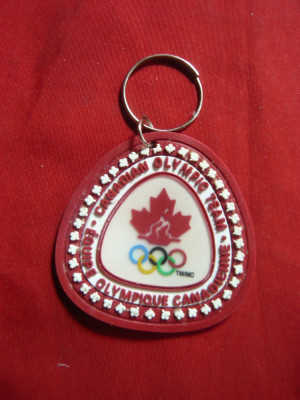 Breloc - Echipa Olimpica a Canadei , h= 7,3 cm , plastic foto