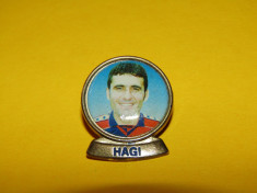 Insigna fotbal - jucatorul Gica HAGI (FC BARCELONA) foto