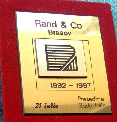 RAND &amp;amp; CO - BRASOV - Medalie CU DEDICATIE - la CUTIE foto