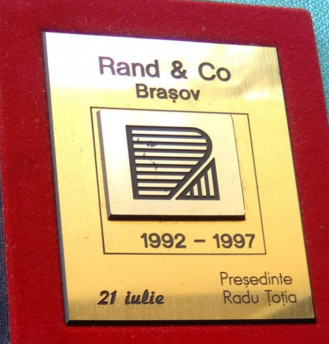RAND &amp; CO - BRASOV - Medalie CU DEDICATIE - la CUTIE