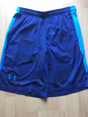 UNDER ARMOUR SHORT foto