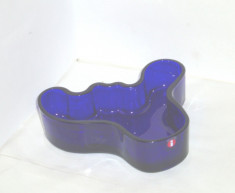 Bol sticla cobalt blue suflat manual - Fluid form - design Alvar Aalto, Iittala foto