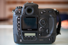 Nikon D2X body foto