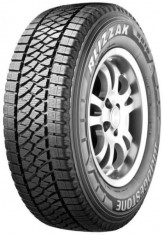 Anvelopa BRIDGESTONE 205/70R15C 106/104R BLIZZAK W810 8PR MS BRIDGESTONE; F C )) 75 foto