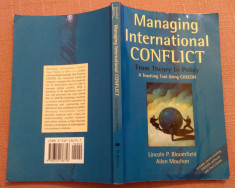 Managing International Conflict: From Theory to Policy - Lincoln P. Bloomfield foto