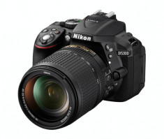 Aparat foto DSLR Nikon D5300,3.2 inch, 24.2 MP, cu obiectiv AF-P 18-55mm VR, negru foto