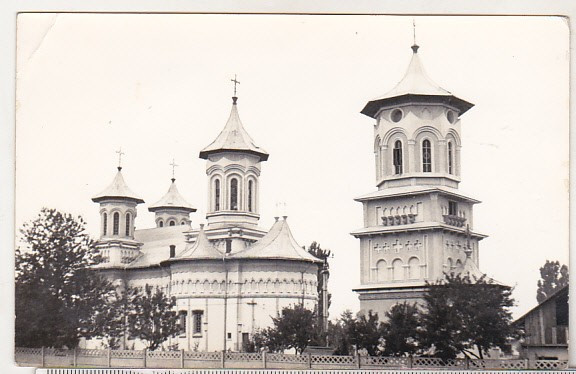 bnk foto - Boroaia ( Jud Neamt ) - Biserica - anii `70