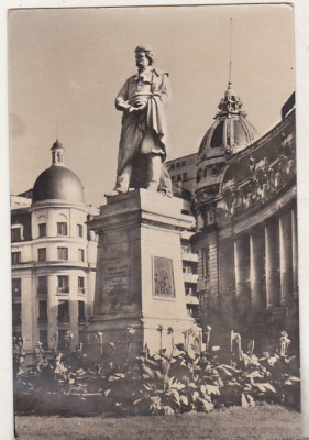 bnk cp Bucuresti - Statuia lui Gh Lazar - necirculata foto