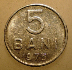2.284 ROMANIA RSR 5 BANI 1975 foto
