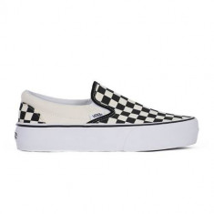 Mocasini Femei Vans Classic Slip ON V0018EBWW foto