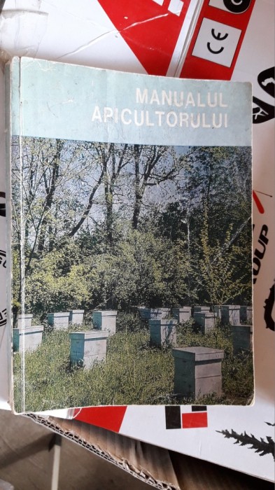 MANUALUL APICULTORULUI - HARNAJ , EDITIA A IV A .ANUL 1979 .