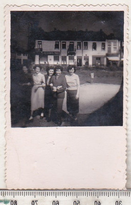 bnk foto - Ploiesti - Vedere spre Restaurantul Mures - 1957 foto