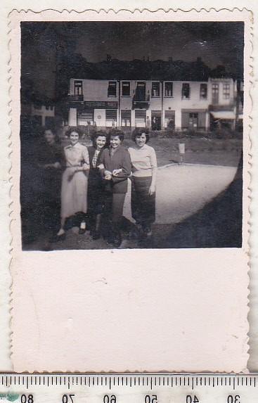 bnk foto - Ploiesti - Vedere spre Restaurantul Mures - 1957
