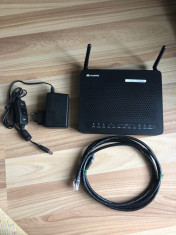 Router modem HUAWEI EchoLife HG8245T terminal-intrare optica,USB,Wireless foto