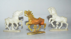 Lot 3 figurine romanesti cai / indieni/ cowboy - cu defect - perioada comunista foto