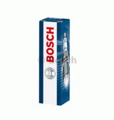 Bujie TOYOTA COROLLA Verso (ZER, ZZE12, R1) (2004 - 2009) BOSCH 0 242 229 798 foto