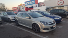 Opel Astra Gtc foto