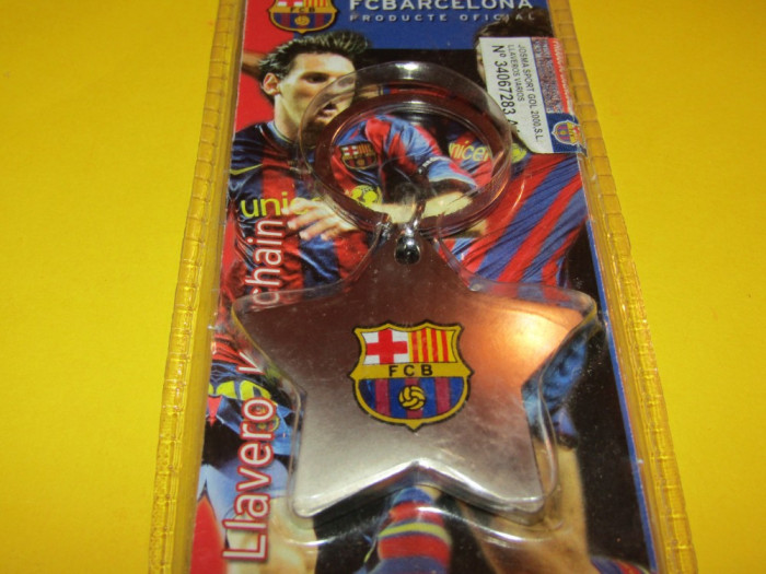 Breloc fotbal - FC BARCELONA (jucatorul XAVI)