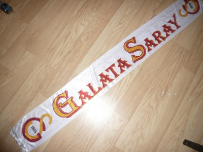 Fular al Suporterilor Echipei Ftbal Galatasaray ,material subtire foto