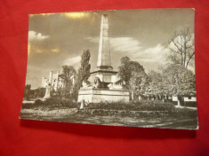 Ilustrata Iasi - Obeliscul cu Lei din Gradina Copou circulat 1961 foto