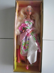 Papusa Barbie-Spring Blossom-Special Edition-Avon-1995-Mattel 15201-NOU foto