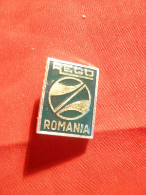 Insigna PECO Romania , metal si email , h= 2 cm foto