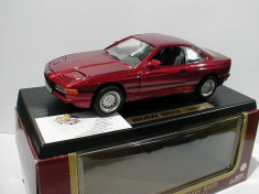 Macheta BMW 850i Coupe - 1990 - Road Legends scara 1:18 foto