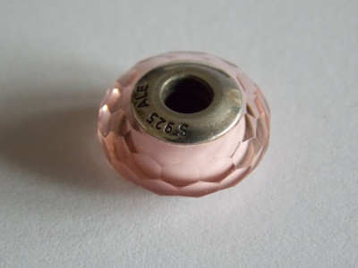 Talisman Pandora din argint si sticla murano fatetata- 791729NBP-pink blush foto