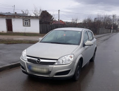 Opel Astra H foto