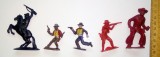 Cumpara ieftin LOT 10 FIGURINE INDIENI / COWBOY VINTAGE HONG KONG ...