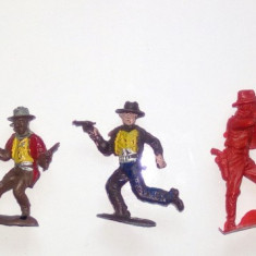 LOT 10 FIGURINE INDIENI / COWBOY VINTAGE HONG KONG ...