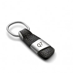 Breloc din piele eco si metal pentru auto Audi Q7+ ambalaj cadou