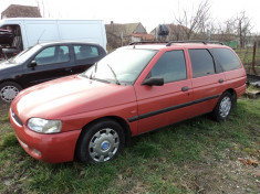 Dezmembrez Ford Escort motor 1.8 turbo diesel an 1998. foto