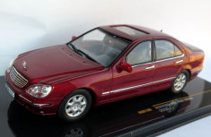 IXO Mercedes S500 ( S-Klasse W220 ) 2000 1:43 foto