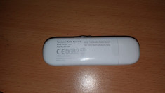 Modem USB 3G HUAWEI K3565 LIBER DE RETEA foto