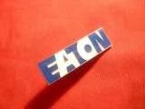 Insigna Firma EATON , cu buton ,L=4,5 cm , metal si email