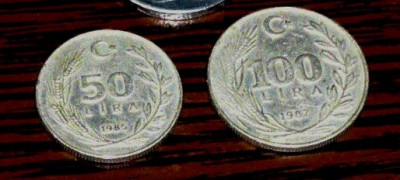 TURCIA - LOT 2 MONEDE 50 lire 1985, 100 lire 1987 foto