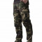 Pantaloni barbati cargo camuflaj