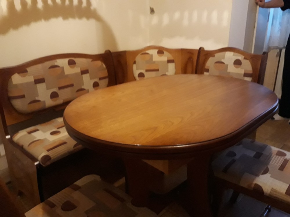 Set coltar bucatarie + 2 scaune + masa extensibila lemn masiv | arhiva  Okazii.ro