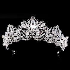 Diadema,tiara argintie foto