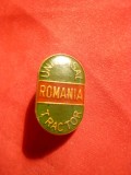 2 Insigne Universal Tractor ,Romania h= 2,2 cm , metal si email