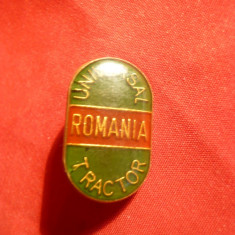 2 Insigne Universal Tractor ,Romania h= 2,2 cm , metal si email